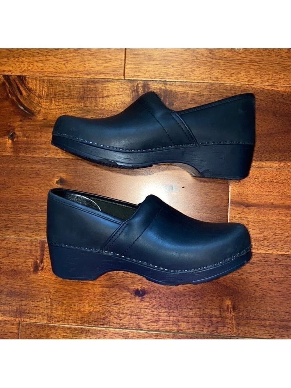 L.L. Bean clogs  - Picture 3 of 12